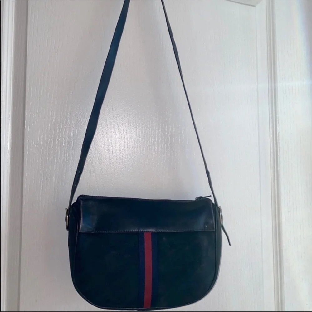 Gucci Black Leather Crossbody Bag with Red and Blue Stripe